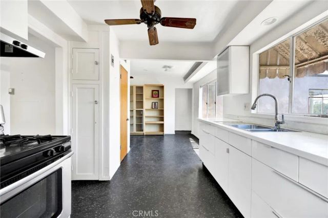 579 Crane Boulevard, Los Angeles, CA 90065