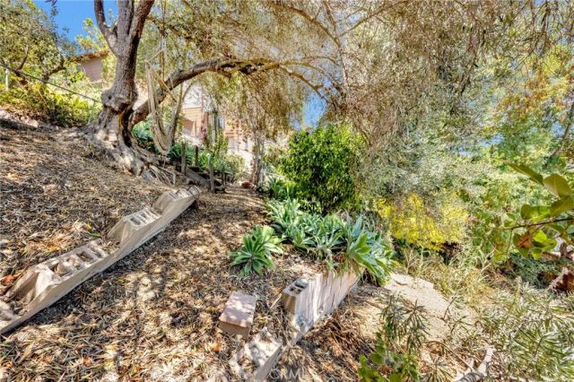 579 Crane Boulevard, Los Angeles, CA 90065