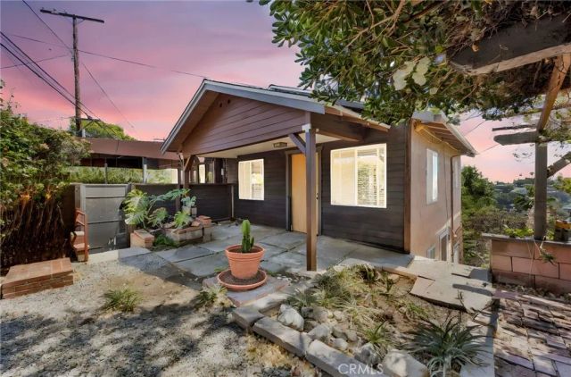 579 Crane Boulevard, Los Angeles, CA 90065