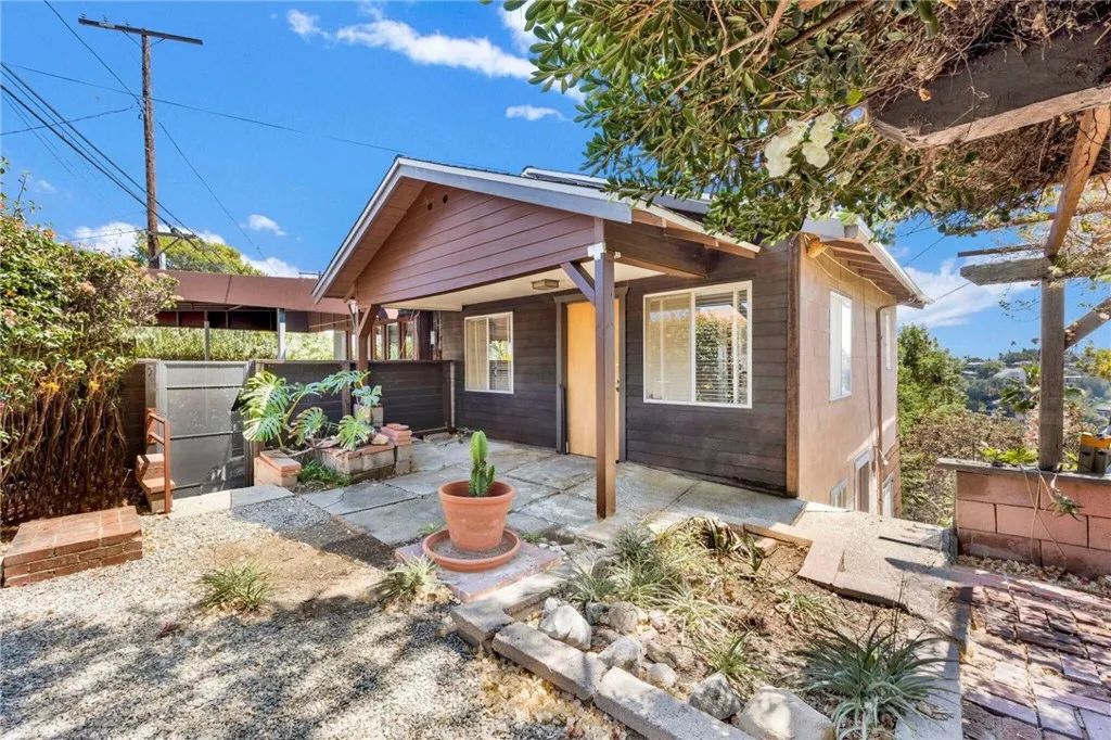 579 Crane Boulevard, Los Angeles, CA 90065