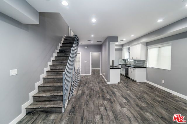 1623 S New Hampshire Avenue, Los Angeles, CA 90006