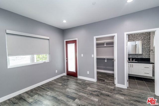 1623 S New Hampshire Avenue, Los Angeles, CA 90006