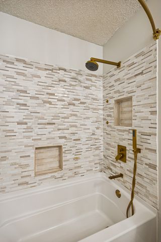 465 Rockwood Dr, Hermitage, TN 37076