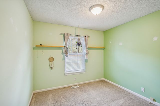 465 Rockwood Dr, Hermitage, TN 37076