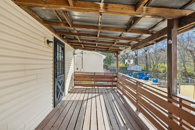 465 Rockwood Dr, Hermitage, TN 37076