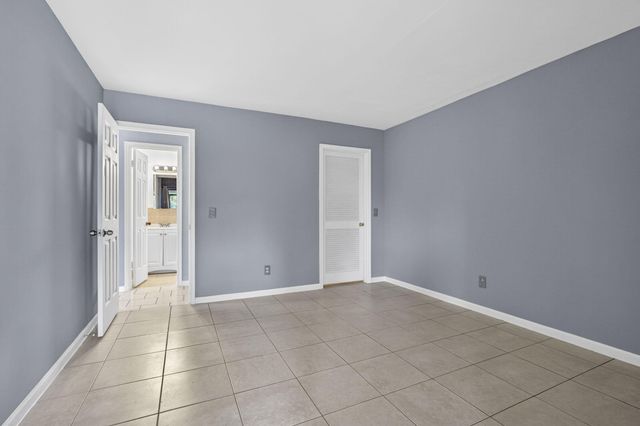 4661 Perth Road 4661, West Palm Beach, FL 33415