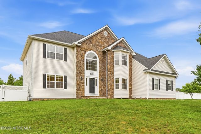 10 Etty Drive, Manchester, NJ 08759