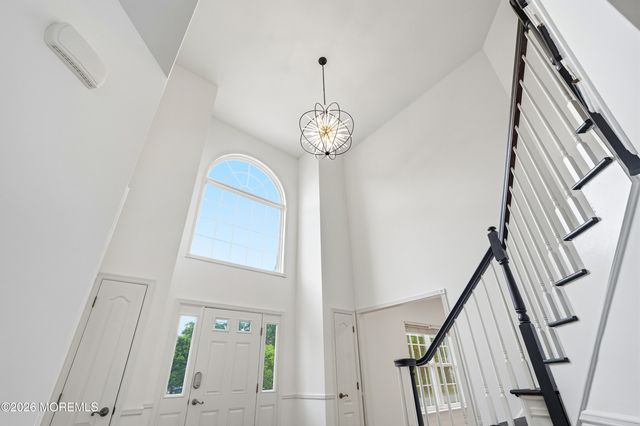 10 Etty Drive, Manchester, NJ 08759