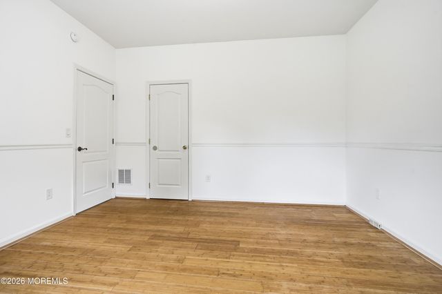 10 Etty Drive, Manchester, NJ 08759
