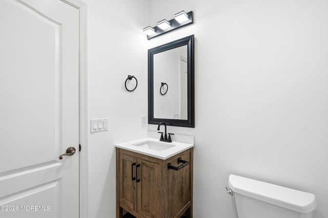 10 Etty Drive, Manchester, NJ 08759