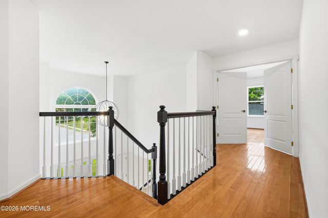 10 Etty Drive, Manchester, NJ 08759