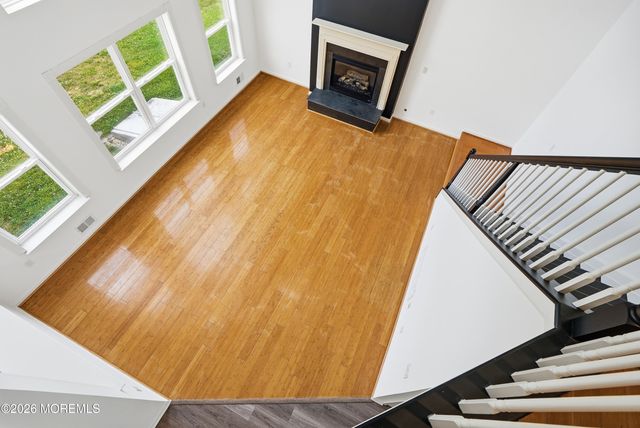 10 Etty Drive, Manchester, NJ 08759