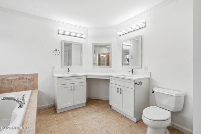 10 Etty Drive, Manchester, NJ 08759