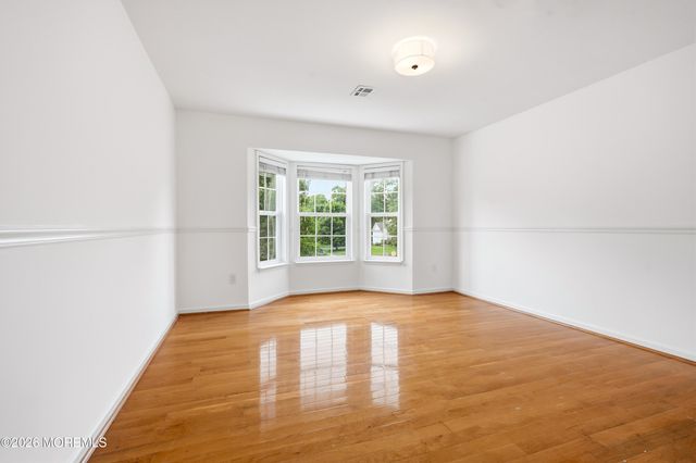 10 Etty Drive, Manchester, NJ 08759