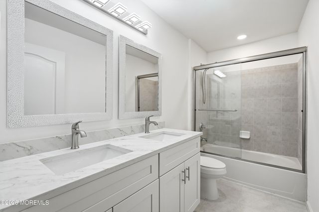 10 Etty Drive, Manchester, NJ 08759