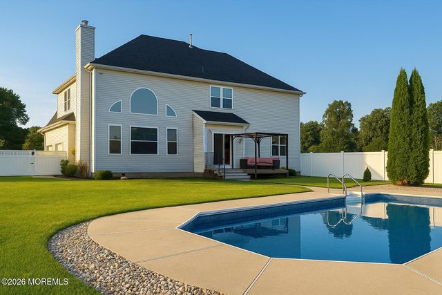 10 Etty Drive, Manchester, NJ 08759
