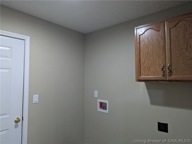 8510 Greenbrier Court, Charlestown, IN 47111