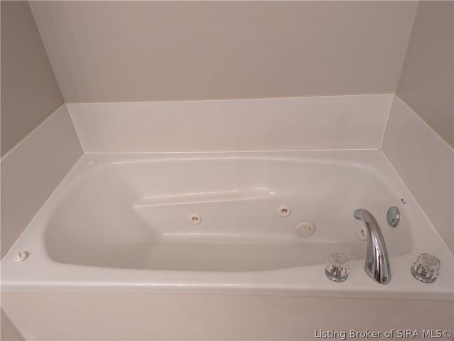8510 Greenbrier Court, Charlestown, IN 47111