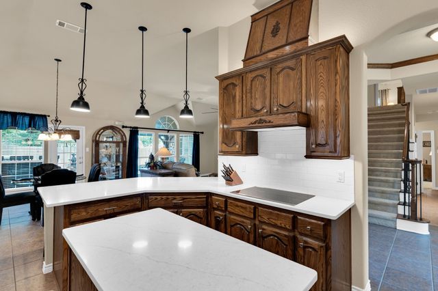 5210 Medallion Court, Midlothian, TX 76065
