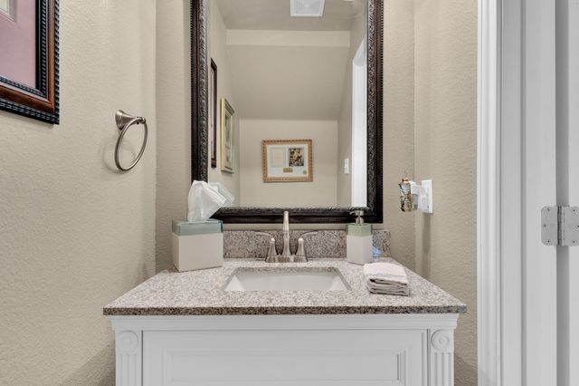 5210 Medallion Court, Midlothian, TX 76065