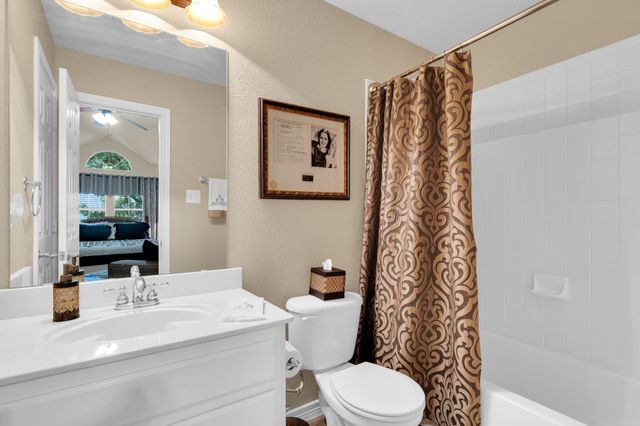 5210 Medallion Court, Midlothian, TX 76065