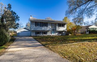 35211 N Randhill Drive, Ingleside, IL 60041
