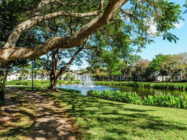 100 Portofino Drive Kingsmill, Palm Beach Gardens, FL 33418