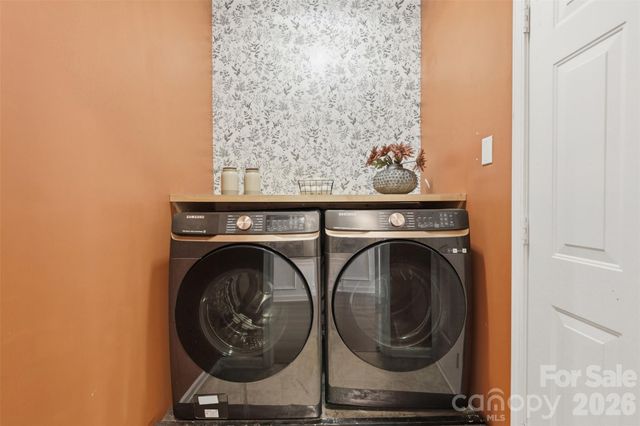 2454 Carmathen Road, Charlotte, NC 28269