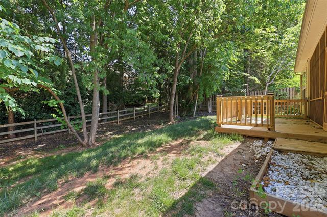 2454 Carmathen Road, Charlotte, NC 28269