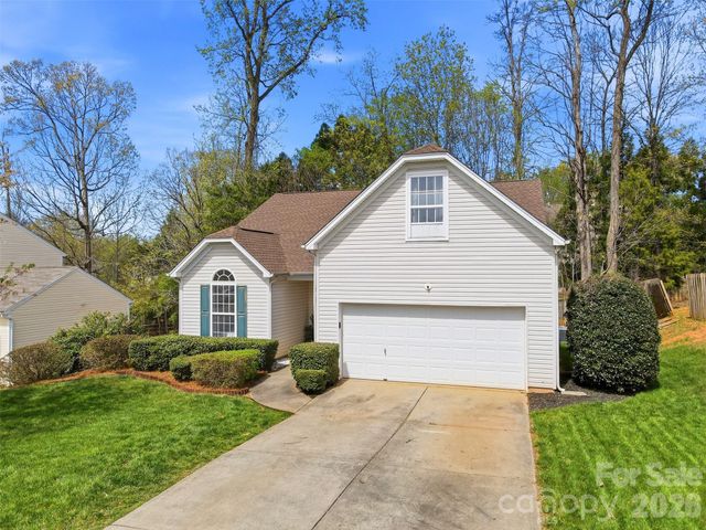 2454 Carmathen Road, Charlotte, NC 28269