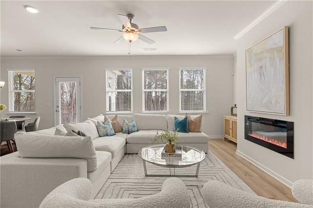 752 Ellis Spring Way, Lawrenceville, GA 30045