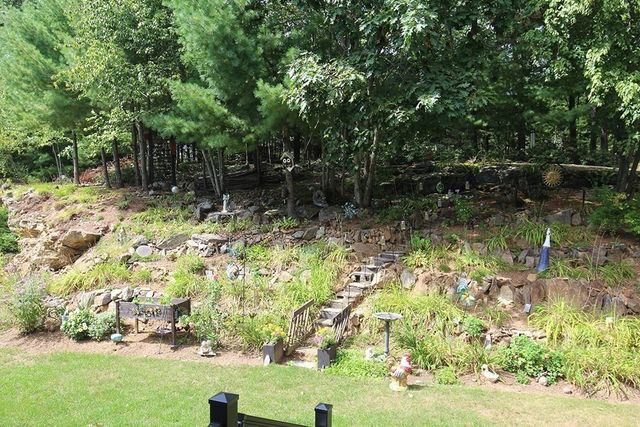 73 Bridle Cross Road 73, Fitchburg, MA 01420