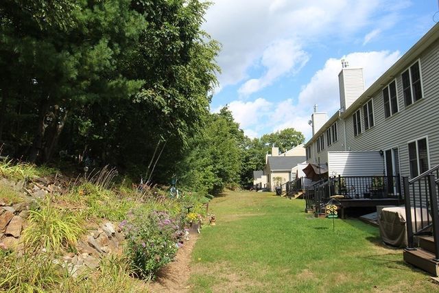 73 Bridle Cross Road 73, Fitchburg, MA 01420