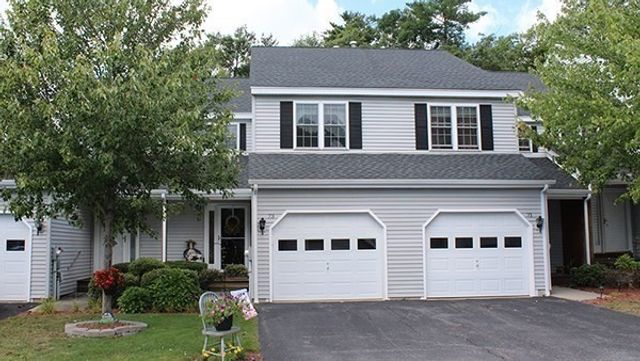 73 Bridle Cross Road 73, Fitchburg, MA 01420
