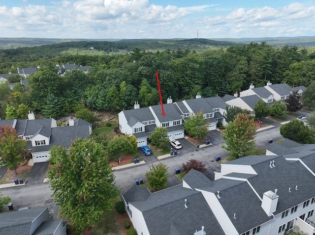 73 Bridle Cross Road 73, Fitchburg, MA 01420