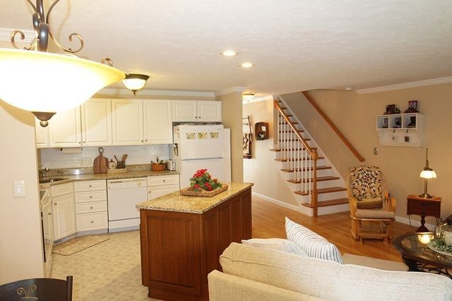 73 Bridle Cross Road 73, Fitchburg, MA 01420