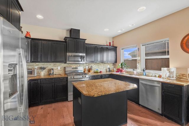 5025 Dragon Fly Street, Bozeman, MT 59718