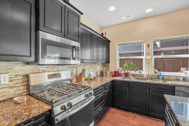 5025 Dragon Fly Street, Bozeman, MT 59718