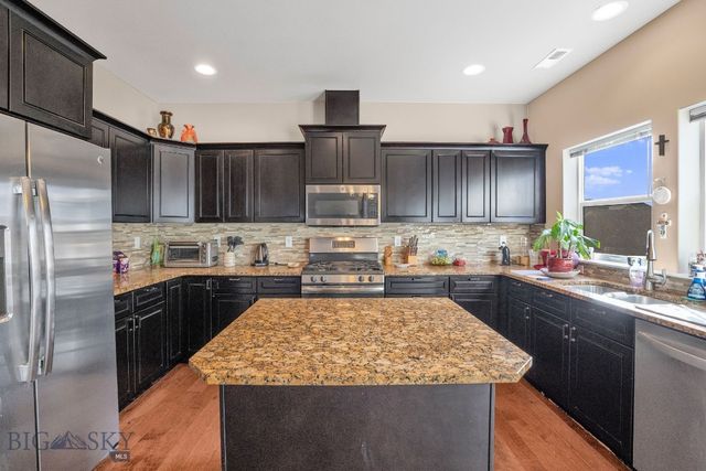 5025 Dragon Fly Street, Bozeman, MT 59718