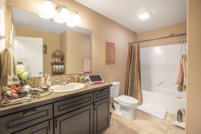 5025 Dragon Fly Street, Bozeman, MT 59718