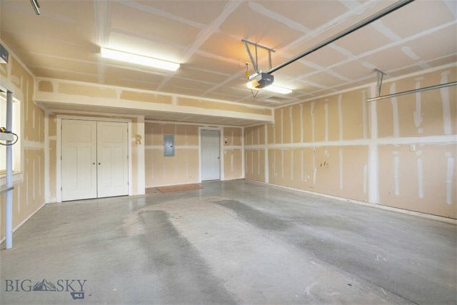 5025 Dragon Fly Street, Bozeman, MT 59718