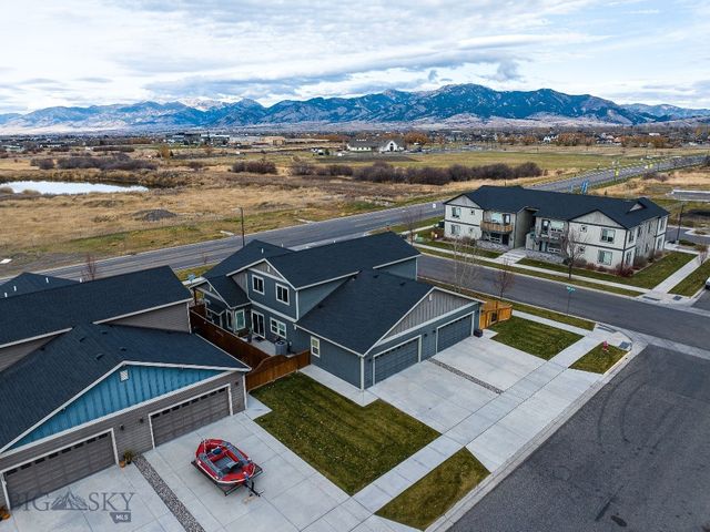 5025 Dragon Fly Street, Bozeman, MT 59718