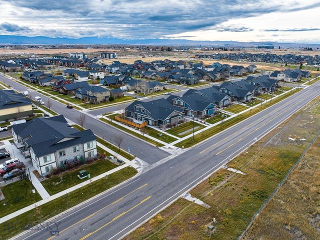 5025 Dragon Fly Street, Bozeman, MT 59718