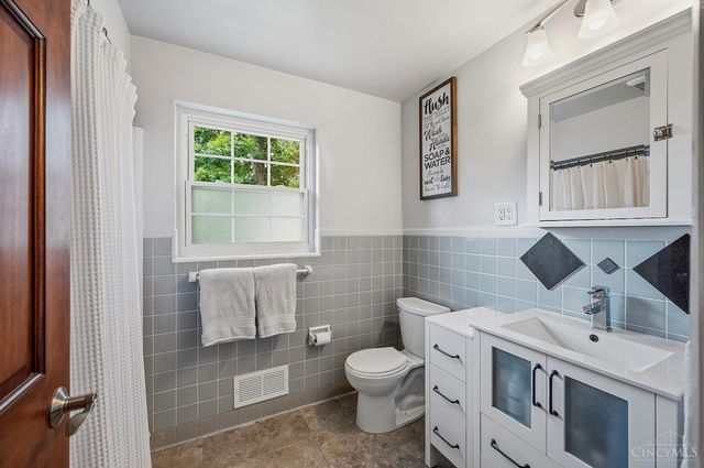 919 Rosetree Lane, Anderson Twp, OH 45230