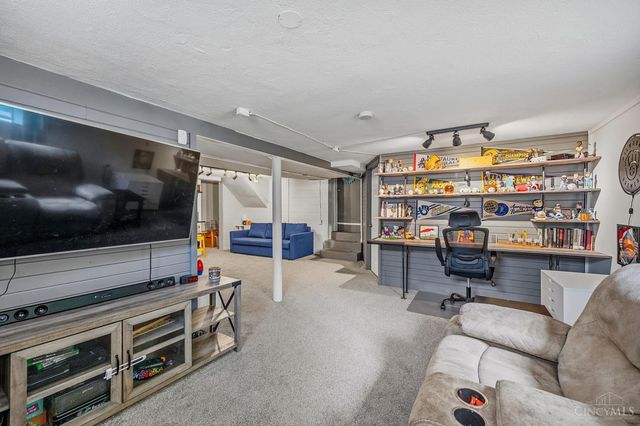 919 Rosetree Lane, Anderson Twp, OH 45230