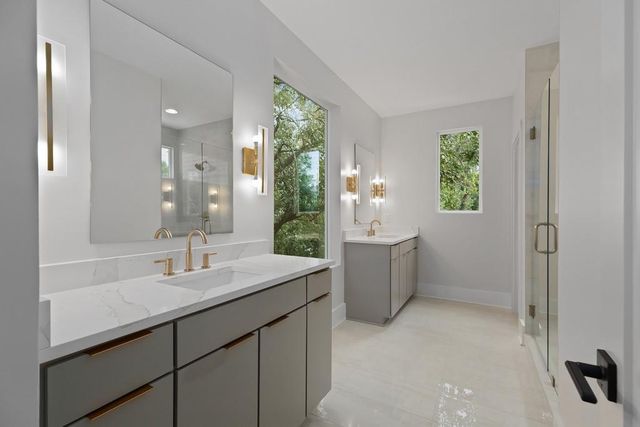 1186B Francis NW Street, Atlanta, GA 30318
