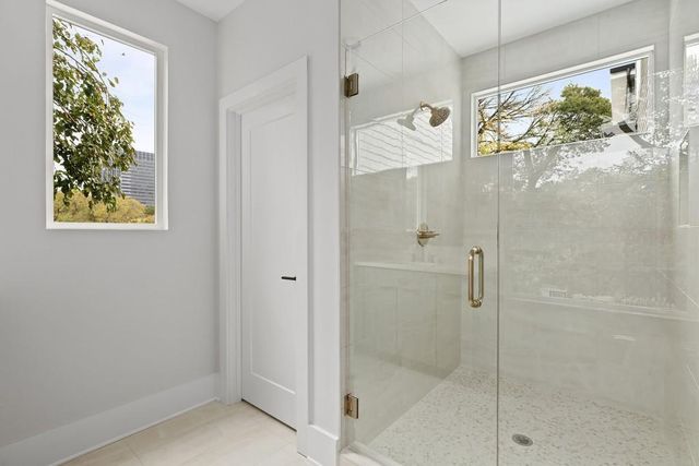 1186B Francis NW Street, Atlanta, GA 30318
