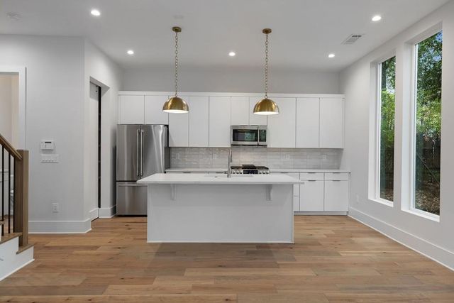 1186B Francis NW Street, Atlanta, GA 30318