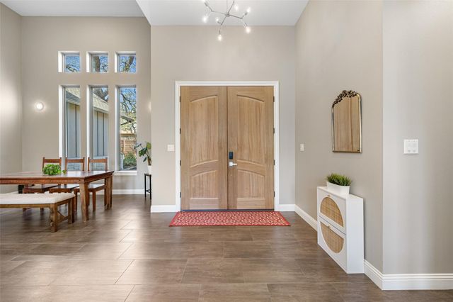 1017 S Quinlan Park RD, Austin, TX 78732