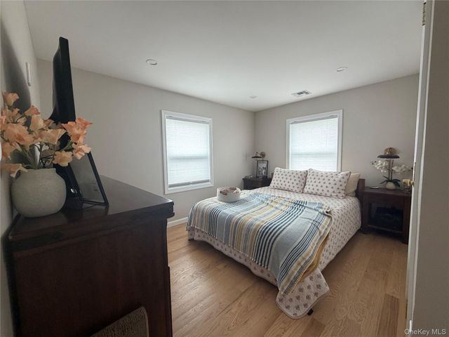 8 Castle Street, East Patchogue, NY 11772